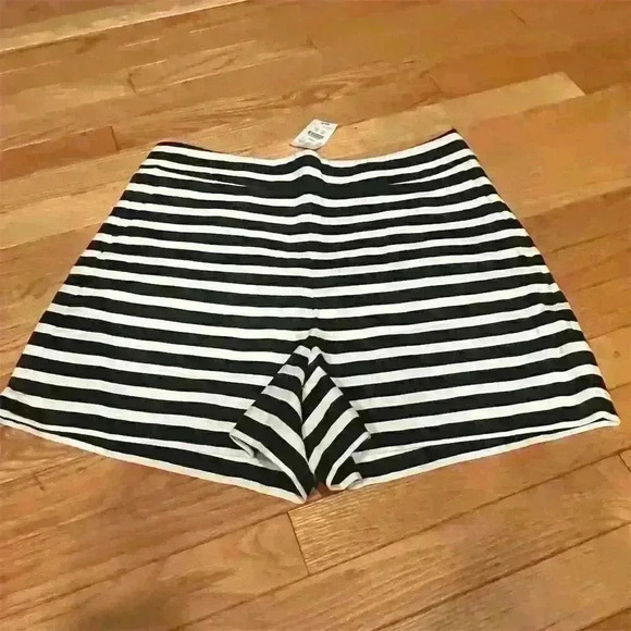 J. Crew Women's Striped Chino Shorts Size 12 Multicolor Summer - Picture 1 of 8